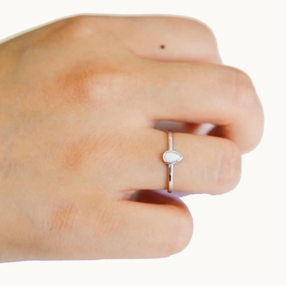 Dew Drop Ring - Picture 2 of 3